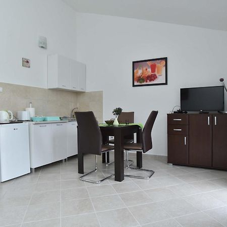 Vila Lucice Petrovac المظهر الخارجي الصورة