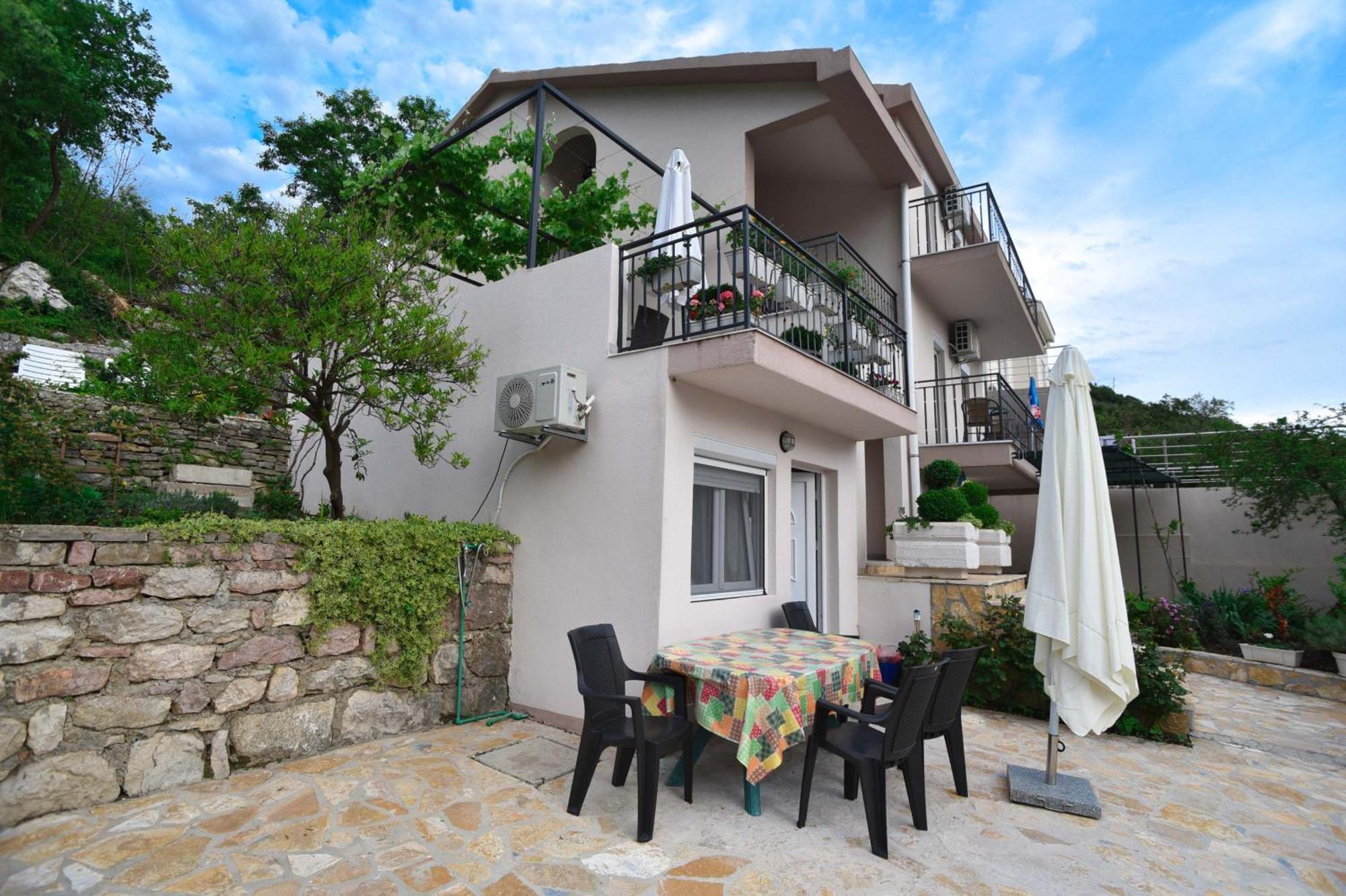 Vila Lucice Petrovac المظهر الخارجي الصورة