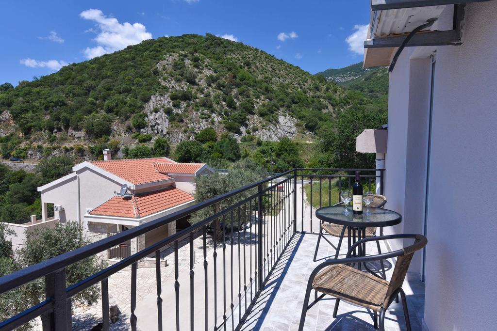 Vila Lucice Petrovac المظهر الخارجي الصورة