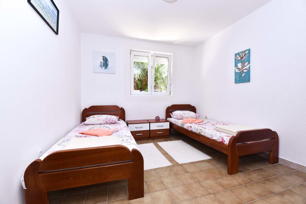 Vila Lucice Petrovac المظهر الخارجي الصورة
