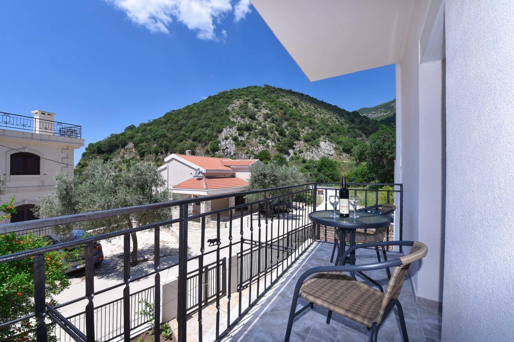 Vila Lucice Petrovac المظهر الخارجي الصورة